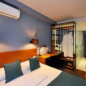 https://elle-boutique-hotel.alltbilisihotels.com