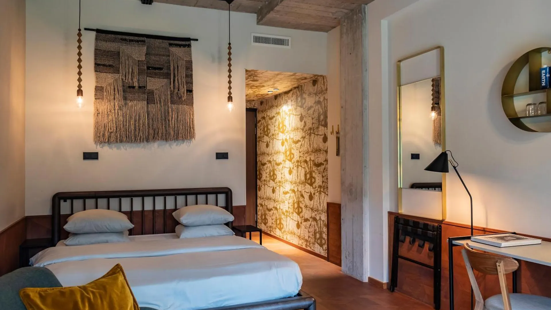 Hotel V Fizeaustraat Amsterdam